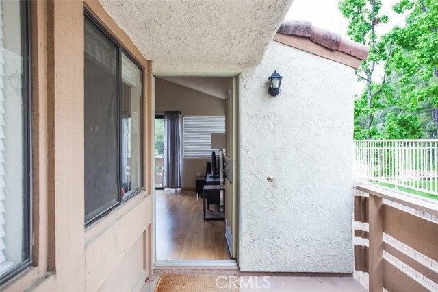 Building Photo - 22733 Lakeway Dr