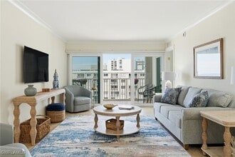 Building Photo - 3443 Gulf Shore Blvd N