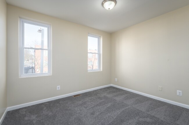 Building Photo - 611 W Lafayette Ave