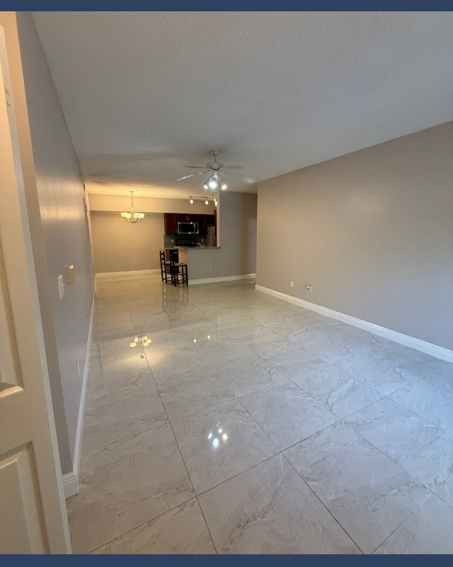 Building Photo - 10276 Fox Trail Rd S
