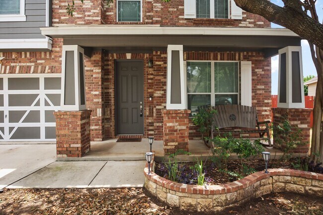 Foto del edificio - Charming Home Awaits: Spacious & Modern Living in a Prime Location