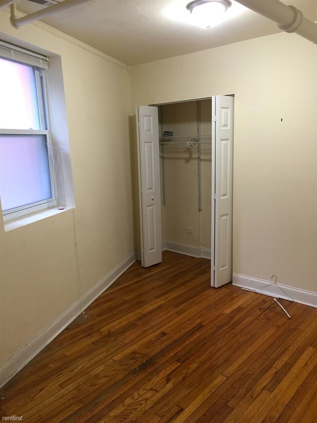 Building Photo - 2315 W Giddings St