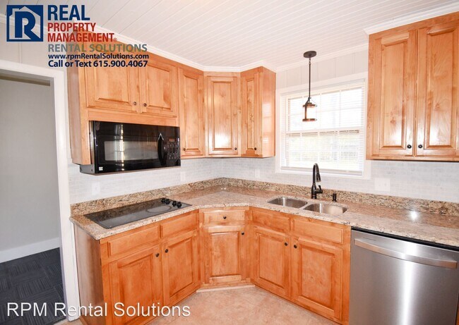 Foto del edificio - 4 br, 2.5 bath House - 415 Lillard Rd.