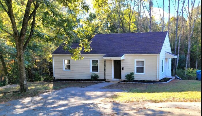 Primary Photo - 3BD/2BA Home in Hickory