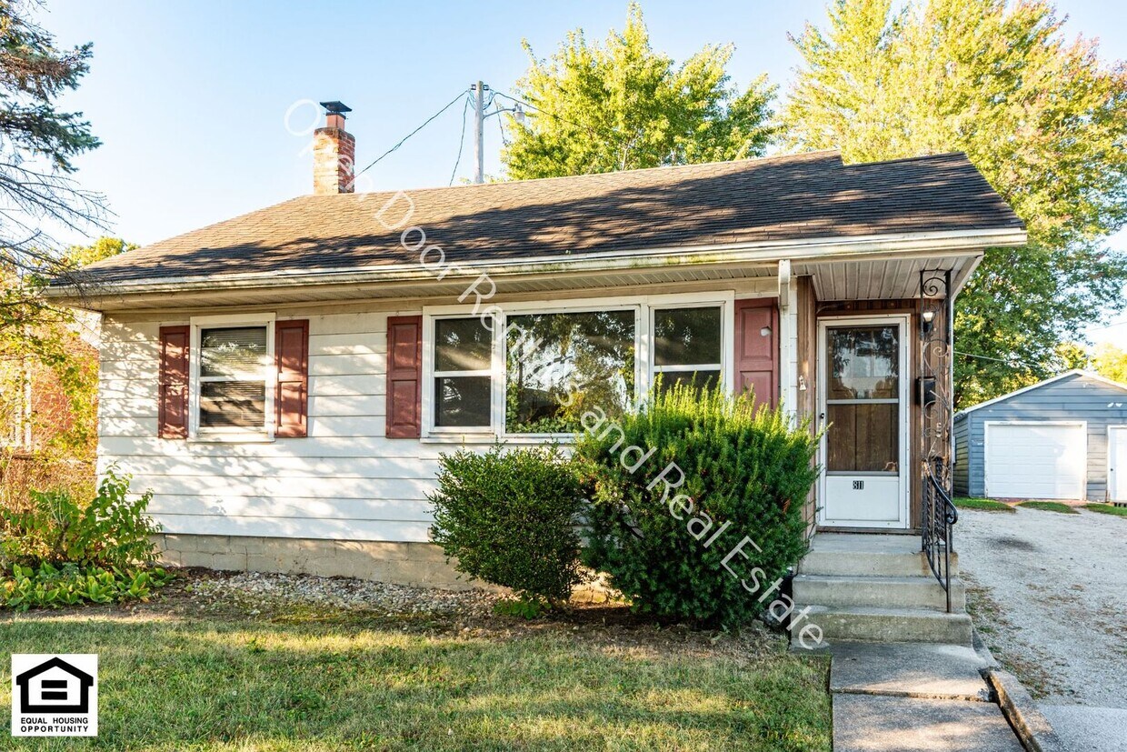 Primary Photo - 3 bedroom home now available