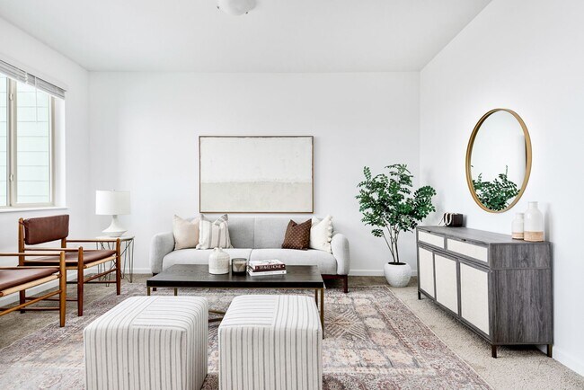 Foto del edificio - Great 3 bedroom for 2895!