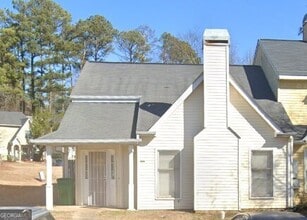 Building Photo - 2187 Wellington Cir