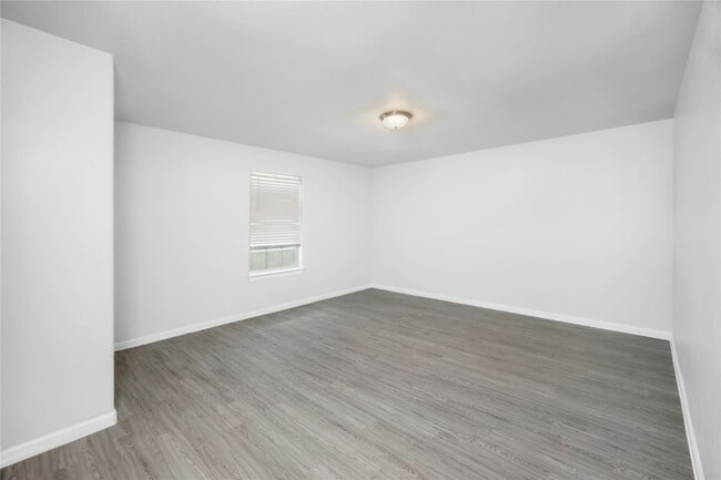 Foto del edificio - 632 Luke St