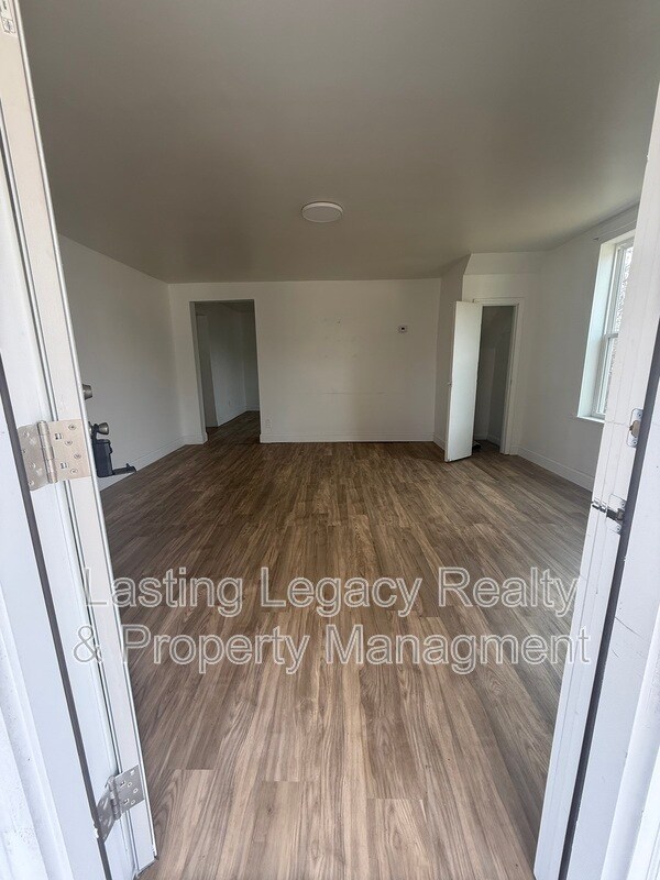 Foto del edificio - 325 Jackson St