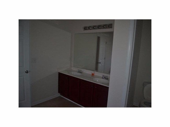 Building Photo - 7876 Wrotham Cir