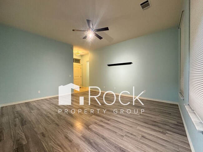 Foto del edificio - 3 Bedroom Home in North Norman with New Ca...