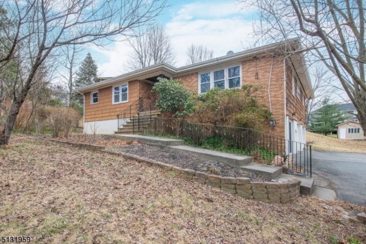 61 Briarhill Rd, Cedar Grove, NJ 07009 House Rental in Cedar Grove, NJ