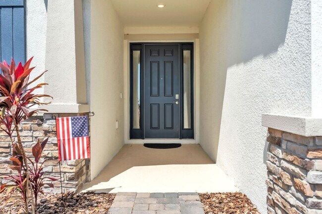Building Photo - 3 Bedroom Villa - Star Farms