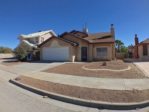 Building Photo - 11174 Loma Grande Dr