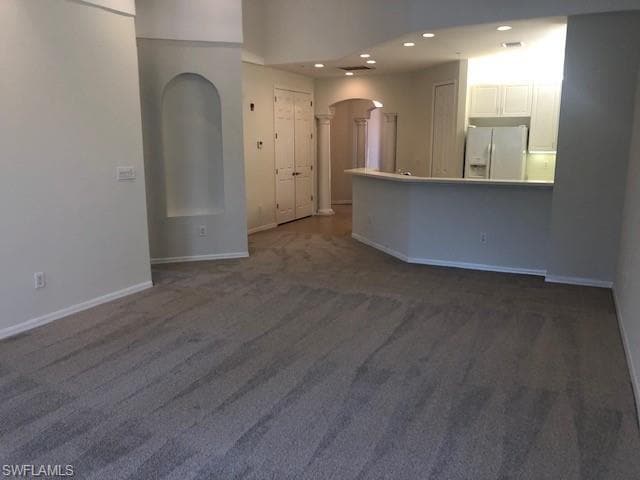 Building Photo - 15250 Riverbend Blvd