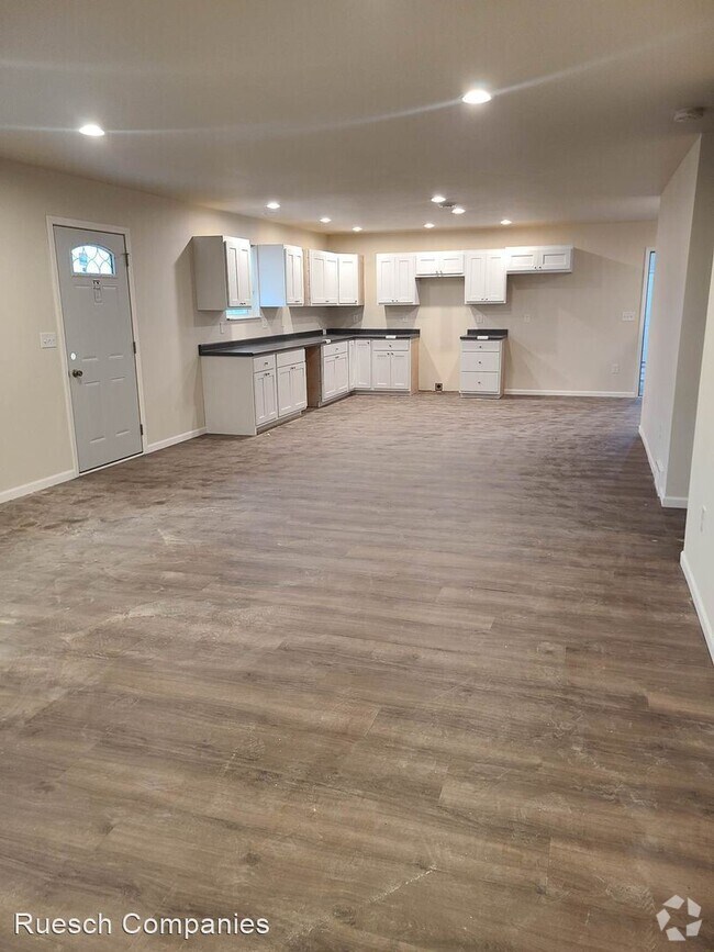 Apartments under 2,500 in Vesper WI 3 Rentals