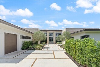 Building Photo - 14930 SW 16 Ct