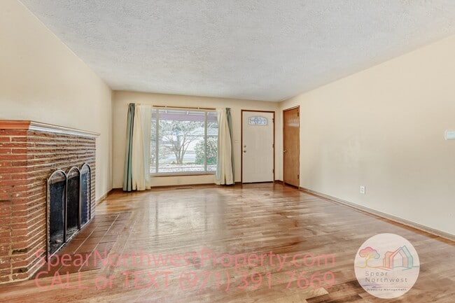 Foto del edificio - 9515 SE Stanley Ave