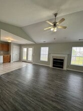 Building Photo - 3749 Ellison Dr