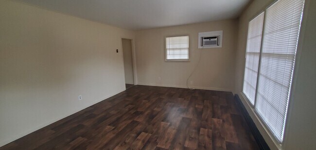 Foto del edificio - 312 Jasper St