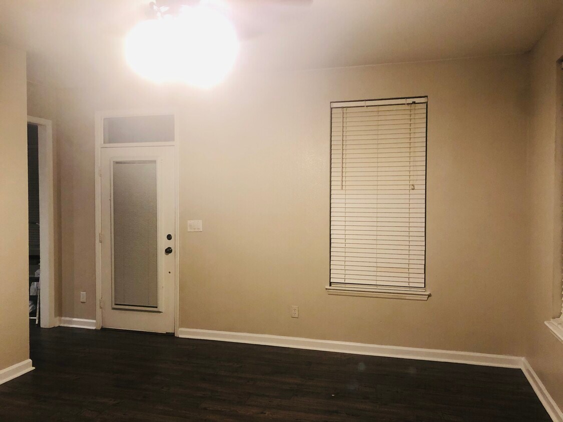 4000 Shumard Oak Blvd, Tallahassee, FL 32311 Townhome Rentals in