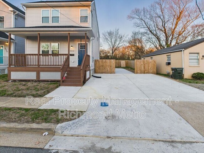 Foto del edificio - 3313 Tuxedo Blvd