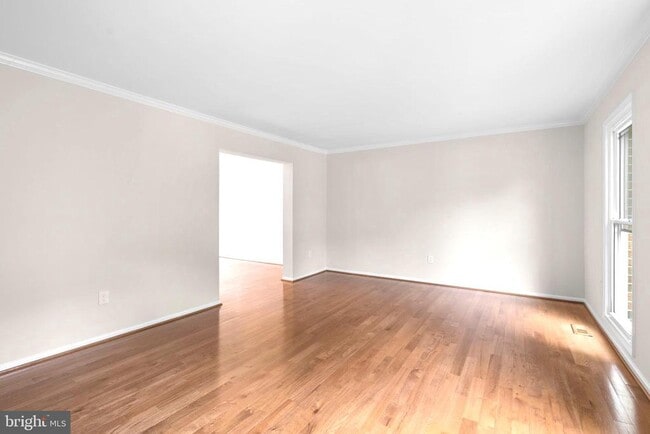 Building Photo - 1119 Halesworth Dr