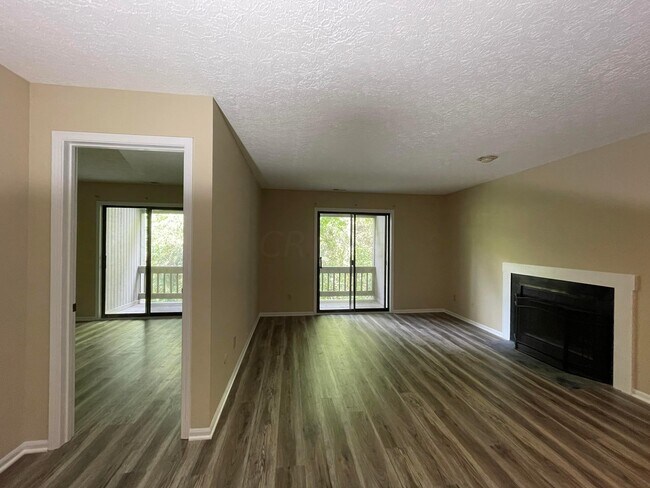 Foto del edificio - 5334 Darlington Rd