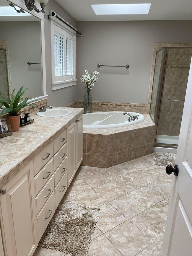Foto del edificio - 5005 69th Avenue Ct W