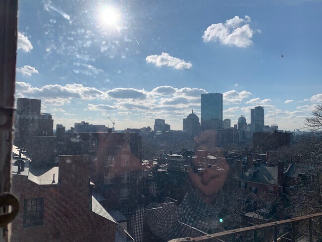 Foto del edificio - 24 Mount Vernon St