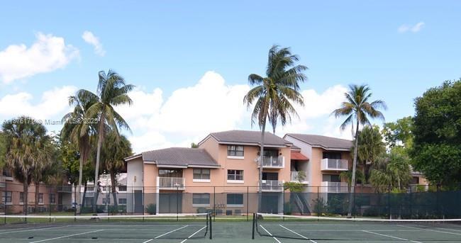 Foto del edificio - 7070 NW 179th St