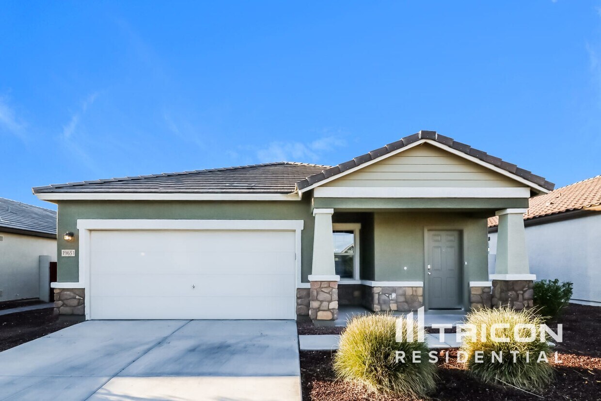 19651 W Palo Verde Drive Litchfield Park AZ House Rental in