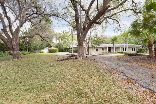 Foto del edificio - 6551 SW 126th St