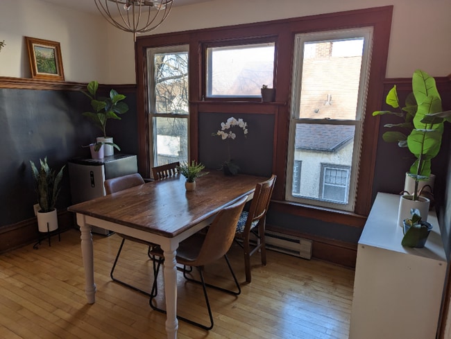 Foto del edificio - 1021 23rd Ave NE