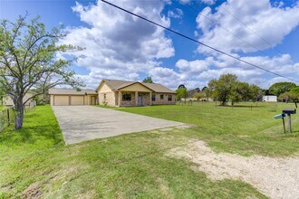 Building Photo - 7109 Kari Ln