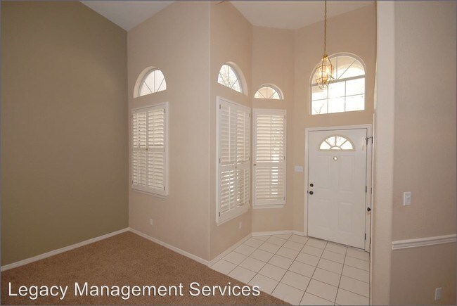 Building Photo - 6110 Sierra Valle Ln