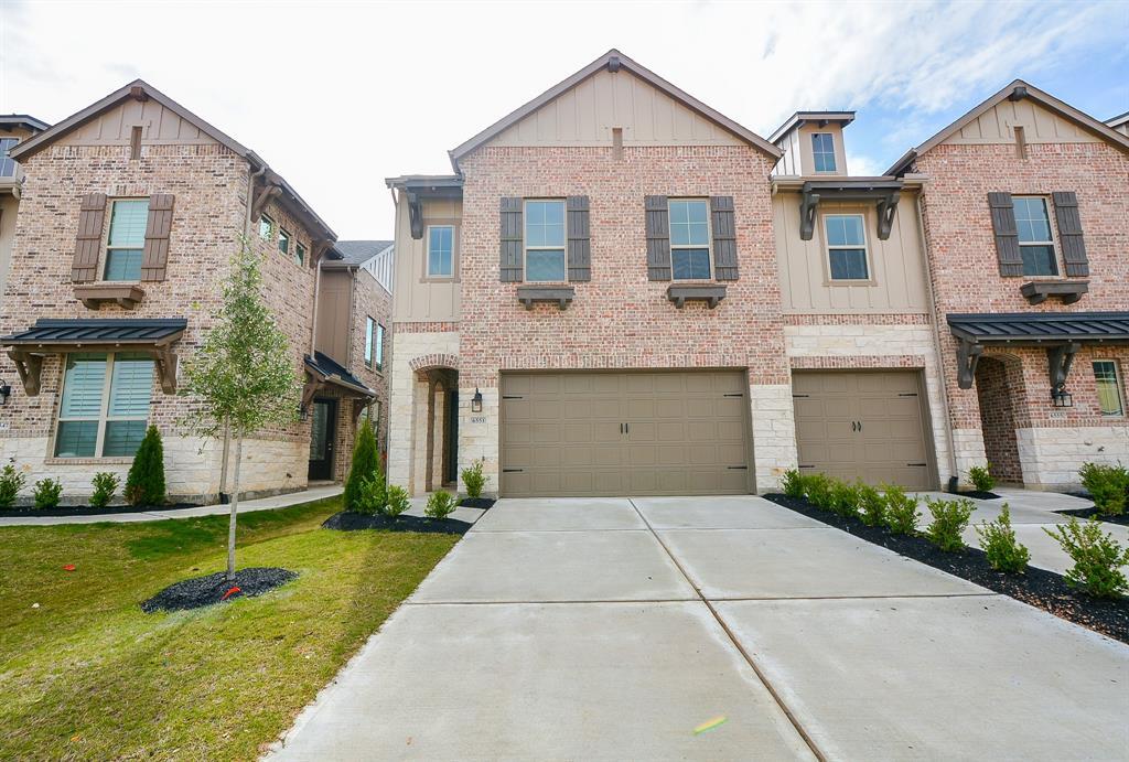Foto principal - 6551 Scarlet Pond Ln