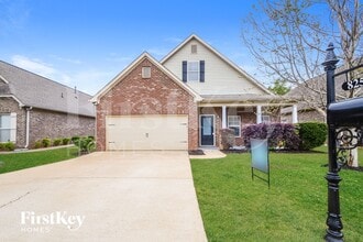 Building Photo - 8253 Owen Park Dr