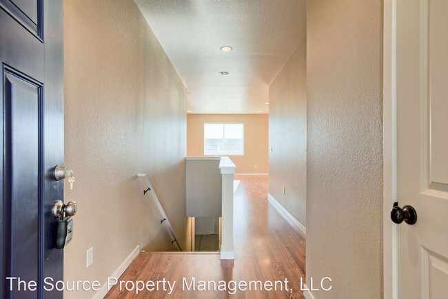 Building Photo - 3 br, 2 bath House - 3903 Ginkgo St