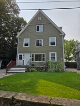 Building Photo - 18 Windsor Ct