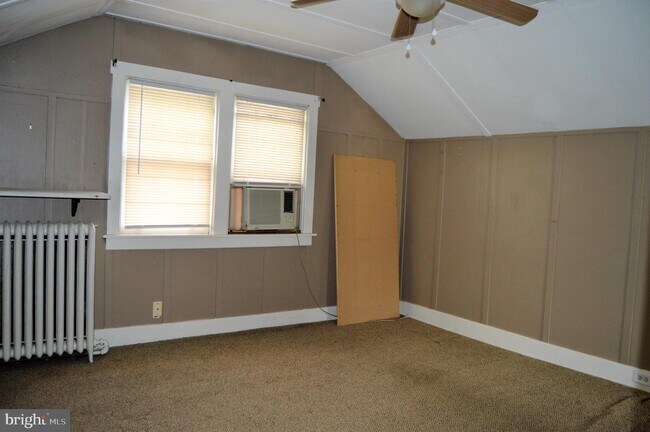 Building Photo - 54 S Fairview Ave