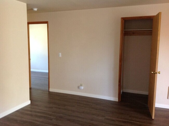 Building Photo - 1339 SW 16th St