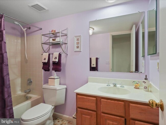 Building Photo - 1307 Wedgewood Manor Way