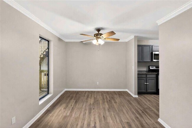 Foto del edificio - 5537 Mountain Springs Cir