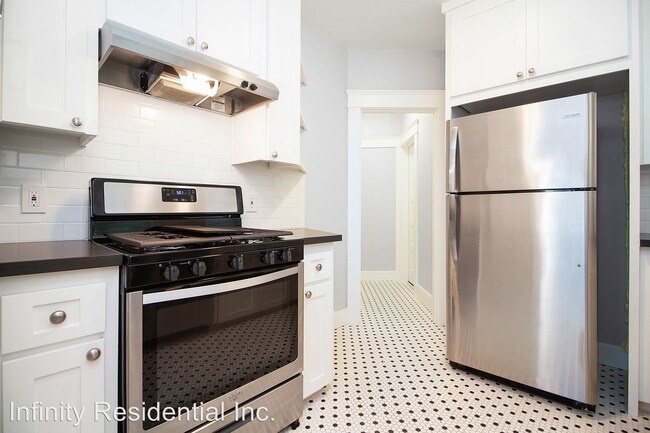 Foto del edificio - 1316 E 3rd St