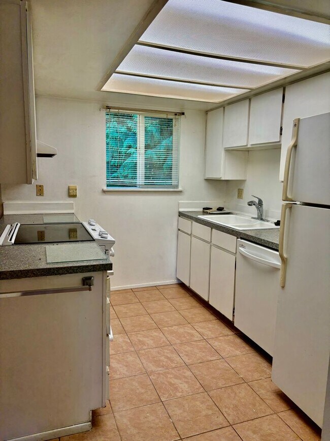 Foto del edificio - 3 Bed / 1.5 Bath Redmond rambler in Educat...