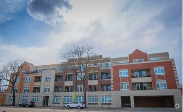 Building Photo - 1202 Waukegan Rd