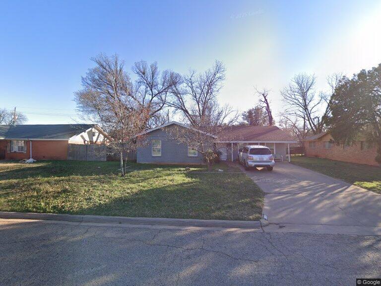 Foto principal - 3913 Concord Dr