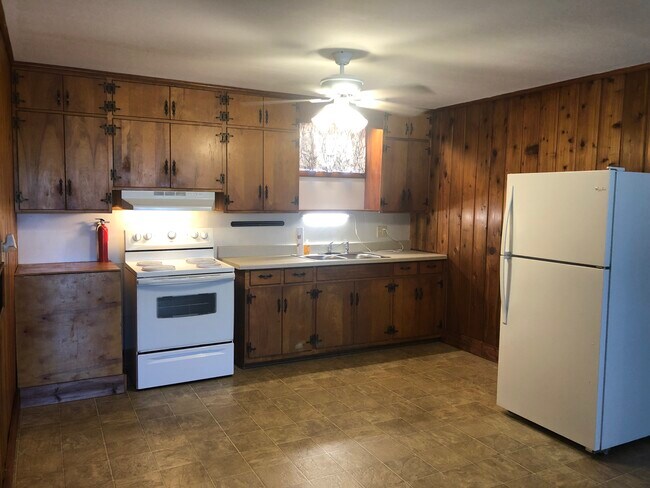 Foto del edificio - 213 E Walnut St