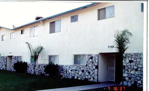 Building Photo - 7348 Elm St